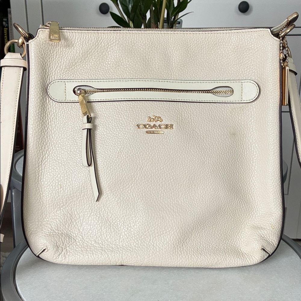 Coach F34823 Ellie File Bag Cream Pebbled Leather Crossbody Gold Hardware